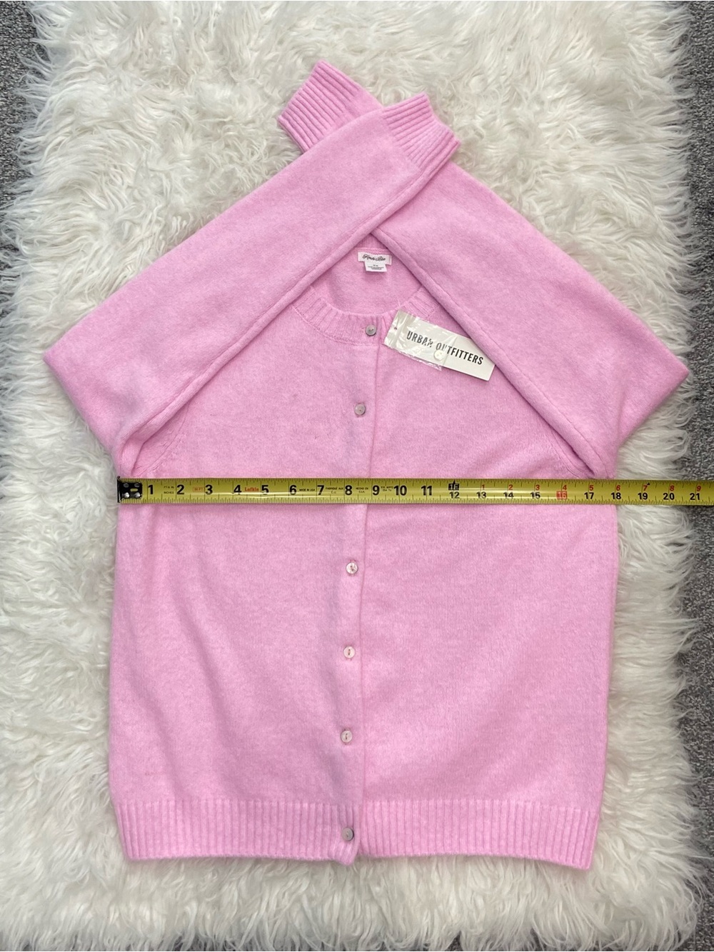 Kimchi Blue LS Cardigan by Urban Outfitters - Picture 6 of 9